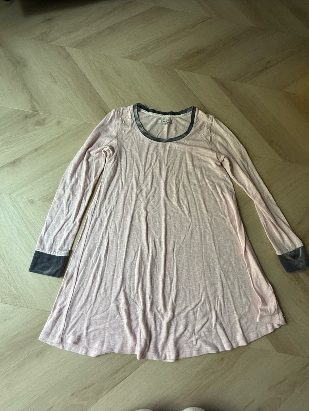 Kensie Light Pink Top with Gray Trim